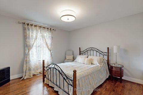 Photo 29 at 335 Forde Crescent, King City, King