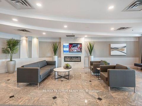 Photo 18 at 720 - 39 Oneida Crescent, Langstaff, Richmond Hill