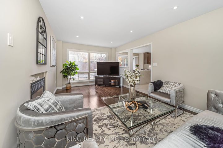 Photo 11 at 23 Himalaya Street, Wellington, Brampton