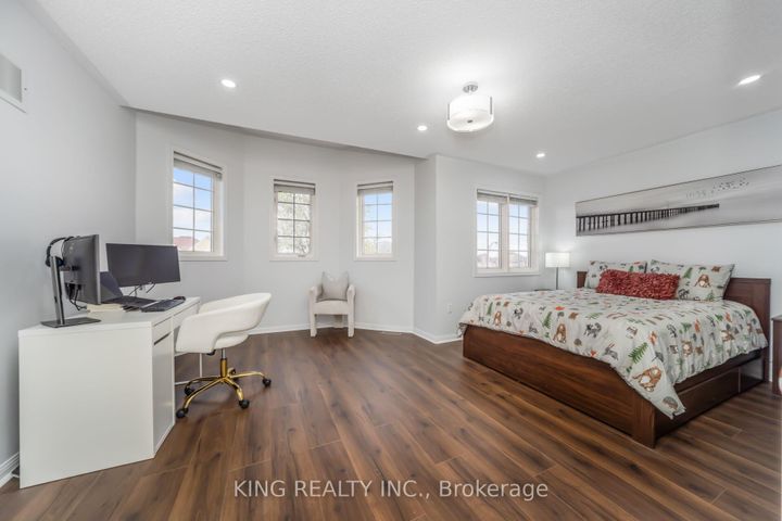 Photo 30 at 23 Himalaya Street, Wellington, Brampton