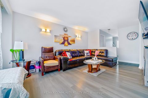 Photo 7 at 50 - 351 Military Trail, Morningside, Toronto