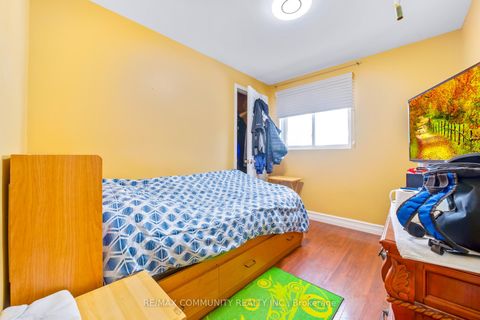 Photo 23 at 50 - 351 Military Trail, Morningside, Toronto