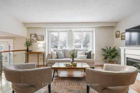 Photo 11 at 11 Lorraine Court, Bowmanville, Clarington