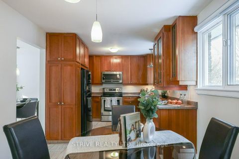 Photo 16 at 11 Lorraine Court, Bowmanville, Clarington