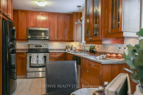 Photo 22 at 11 Lorraine Court, Bowmanville, Clarington