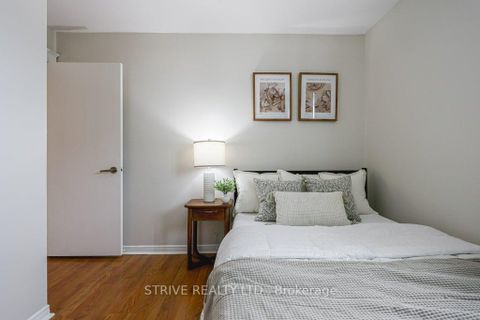 Photo 33 at 11 Lorraine Court, Bowmanville, Clarington