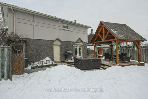 Photo 45 at 11 Lorraine Court, Bowmanville, Clarington