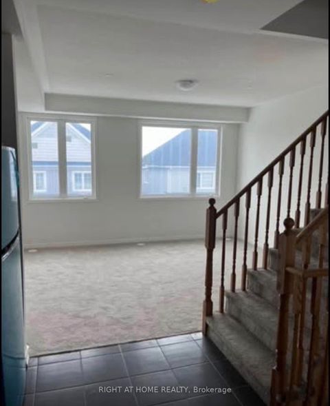 Photo 7 at 14 - 1426 Coral Springs Path, Taunton, Oshawa