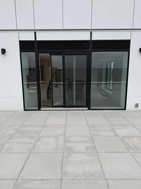 Photo 3 at 819 - 1050 Eastern Avenue, Coxwell, Toronto