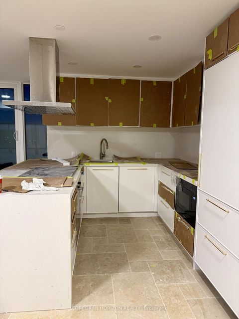 Photo 13 at 819 - 1050 Eastern Avenue, Coxwell, Toronto