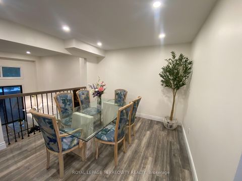 Photo 7 at 28 Festival Drive, Branson, Toronto