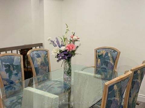 Photo 8 at 28 Festival Drive, Branson, Toronto