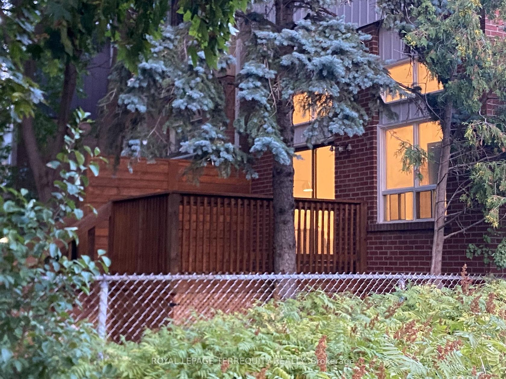 28 Festival Drive, Branson, Toronto 