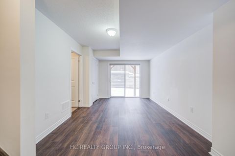 Photo 2 at 119 Gordon Circle, College Manor, Newmarket