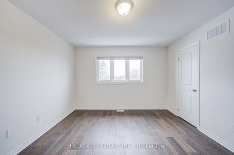 Photo 12 at 119 Gordon Circle, College Manor, Newmarket