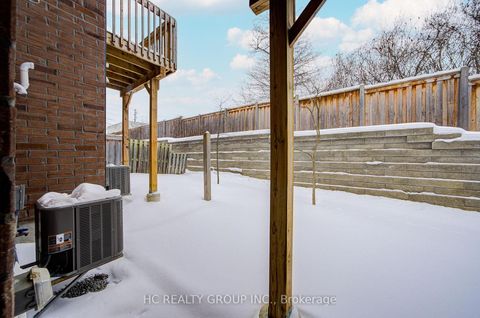 Photo 19 at 119 Gordon Circle, College Manor, Newmarket