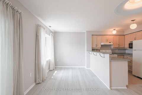 Photo 14 at 306 - 1387 Bayview Avenue, Leaside, Toronto