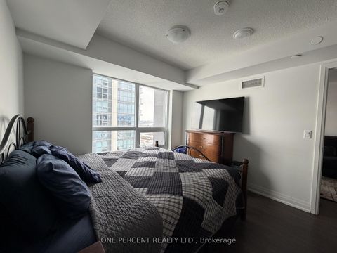 Photo 11 at 2010 - 20 Meadowglen Place, Woburn, Toronto