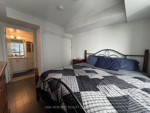 Photo 12 at 2010 - 20 Meadowglen Place, Woburn, Toronto