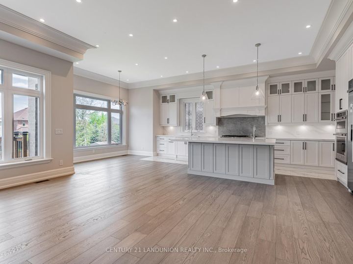 Photo 11 at 36A Elm Grove Avenue, Oak Ridges, Richmond Hill