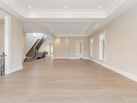 Photo 3 at 36A Elm Grove Avenue, Oak Ridges, Richmond Hill