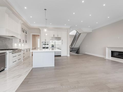 Photo 14 at 36A Elm Grove Avenue, Oak Ridges, Richmond Hill