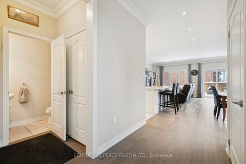 Photo 8 at 2 Prosser Crescent, Sutton & Jackson's Point, Georgina