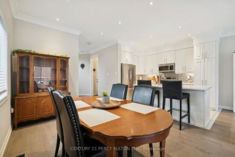 Photo 12 at 2 Prosser Crescent, Sutton & Jackson's Point, Georgina