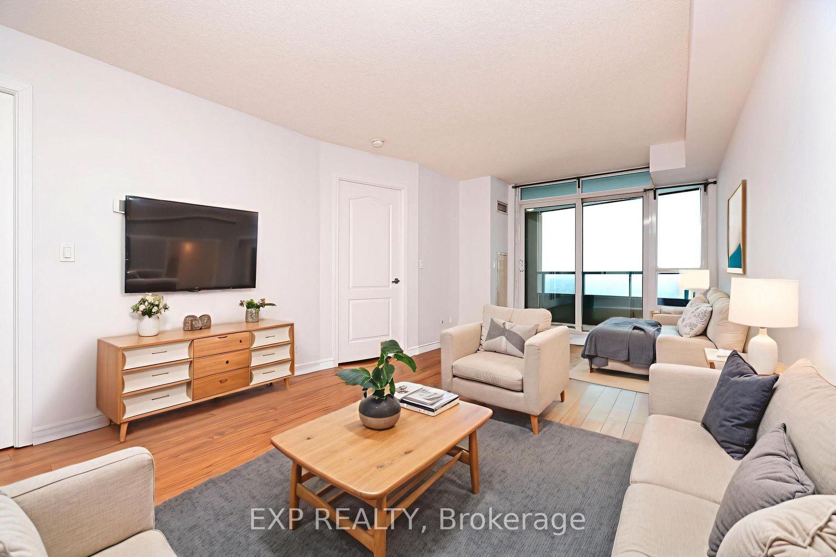 1909 - 17 Barberry Place, Bayview Village, Toronto 2