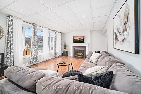 Photo 11 at 17 Eastwood Avenue N, Samac, Oshawa