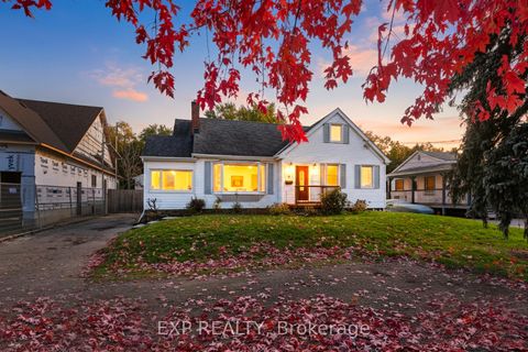 Photo 44 at 17 Eastwood Avenue N, Samac, Oshawa