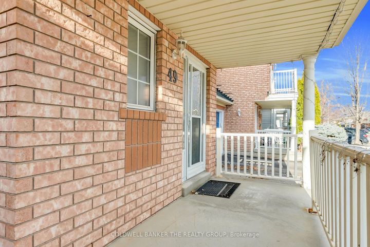 Photo 5 at 49 Seaside Circle, Wellington, Brampton