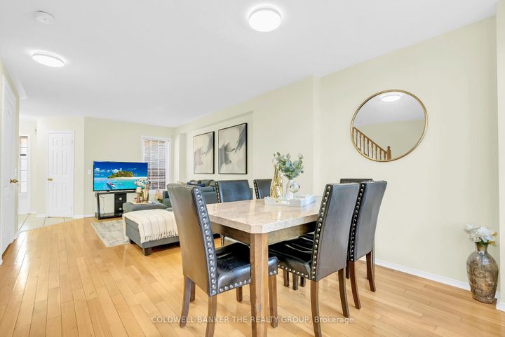 Photo 11 at 49 Seaside Circle, Wellington, Brampton