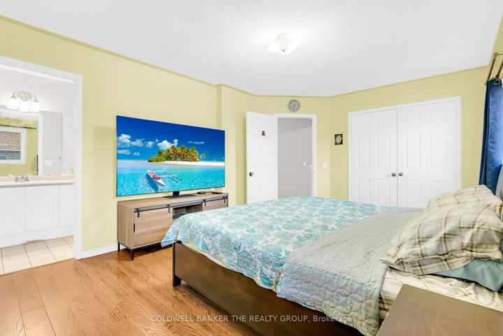 Photo 25 at 49 Seaside Circle, Wellington, Brampton