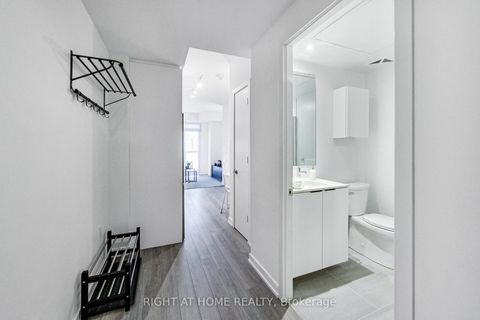 Photo 11 at 921 - 50 Power Street, Moss Park, Toronto