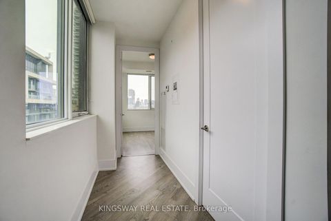 Photo 9 at PH33 - 1 Edgewater Drive, Waterfront Communities C8, Toronto