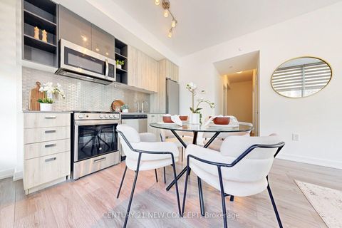 Photo 16 at 313 - 10 De Boers Drive, York University Heights, Toronto