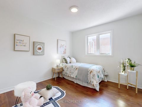 Photo 17 at 22 Waymount Avenue, Westbrook, Richmond Hill