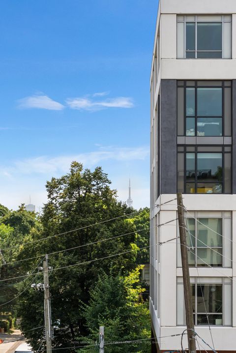 Photo 15 at Suite 411 - 2 Forest Hill Road, Casa Loma, Toronto