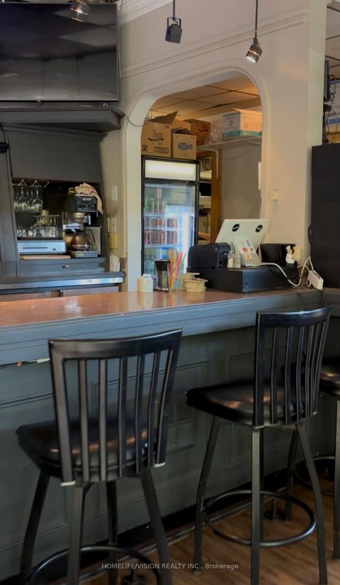 Photo 11 at 164 The Esplanade Avenue, Waterfront Communities C8, Toronto