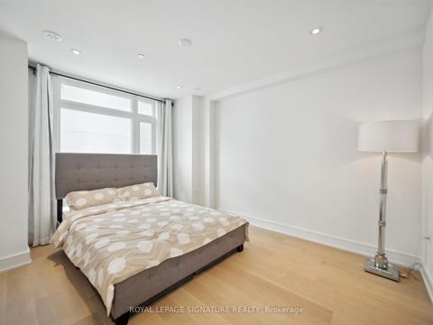 Photo 25 at 1 Flax Field Lane, Willowdale West, Toronto