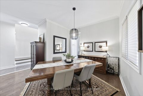 Photo 12 at 350 Hewitt Circle, Summerhill Estates, Newmarket