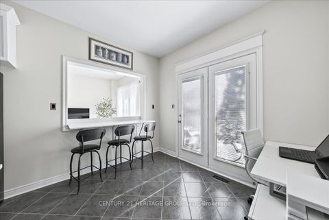 Photo 16 at 350 Hewitt Circle, Summerhill Estates, Newmarket