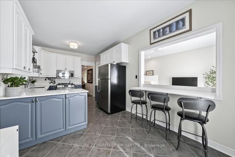 Photo 18 at 350 Hewitt Circle, Summerhill Estates, Newmarket