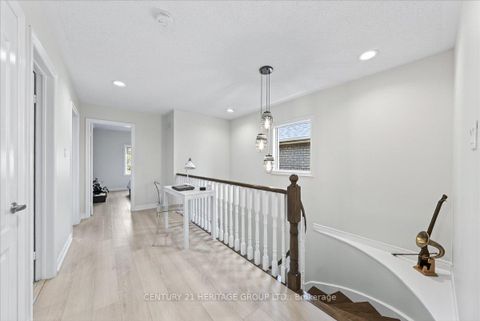 Photo 26 at 350 Hewitt Circle, Summerhill Estates, Newmarket