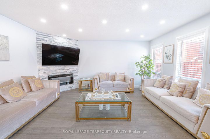 Photo 14 at 44 Iceberg Trail, Wellington, Brampton