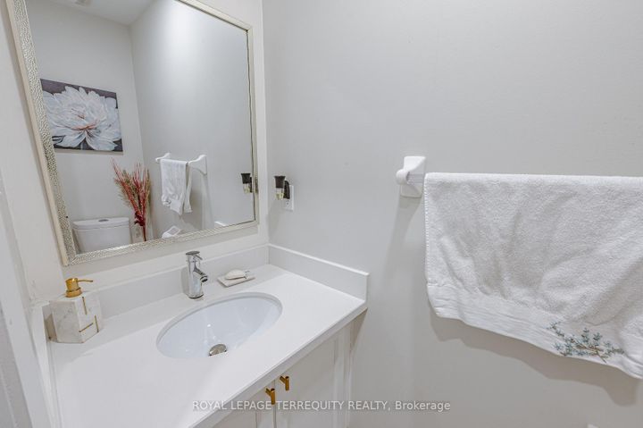 Photo 16 at 44 Iceberg Trail, Wellington, Brampton