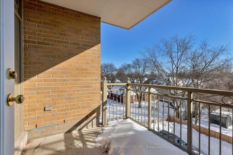 Photo 5 at 305 - 935 Royal York Road, Queensway, Toronto