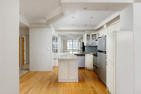 Photo 8 at 305 - 935 Royal York Road, Queensway, Toronto