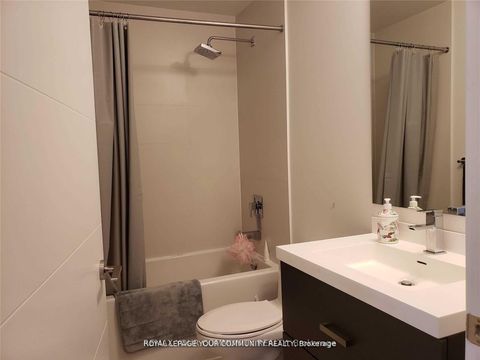 Photo 11 at 502 - 50 Wellesley Street E, Yonge Corridor, Toronto